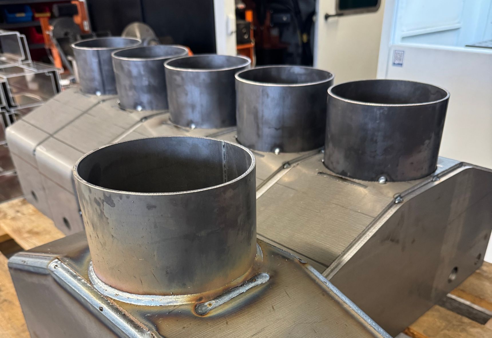 Stahlbrückenabläufe Schweißroboter